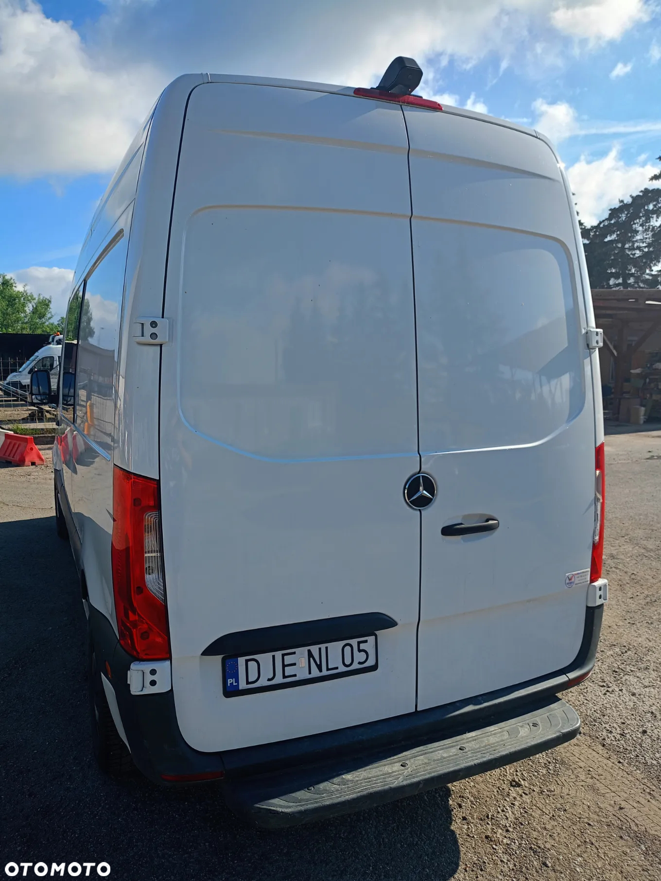 Mercedes-Benz Sprinter - 8