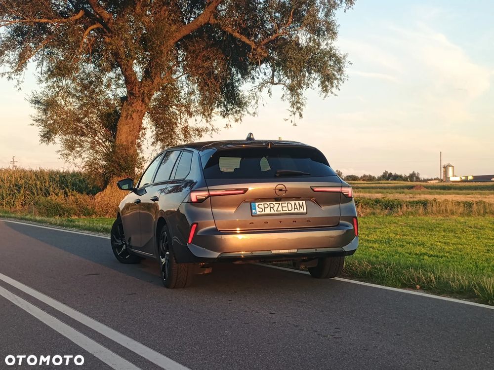Opel Astra 2024 photo 5