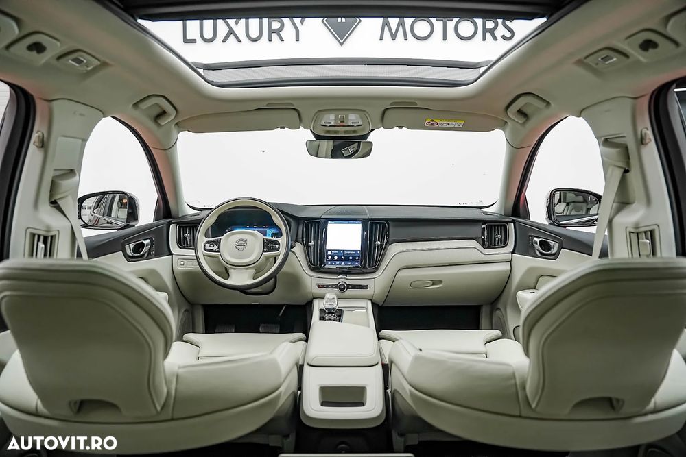 Volvo XC 60 Recharge T6 Twin Engine eAWD Inscription Expression - 2