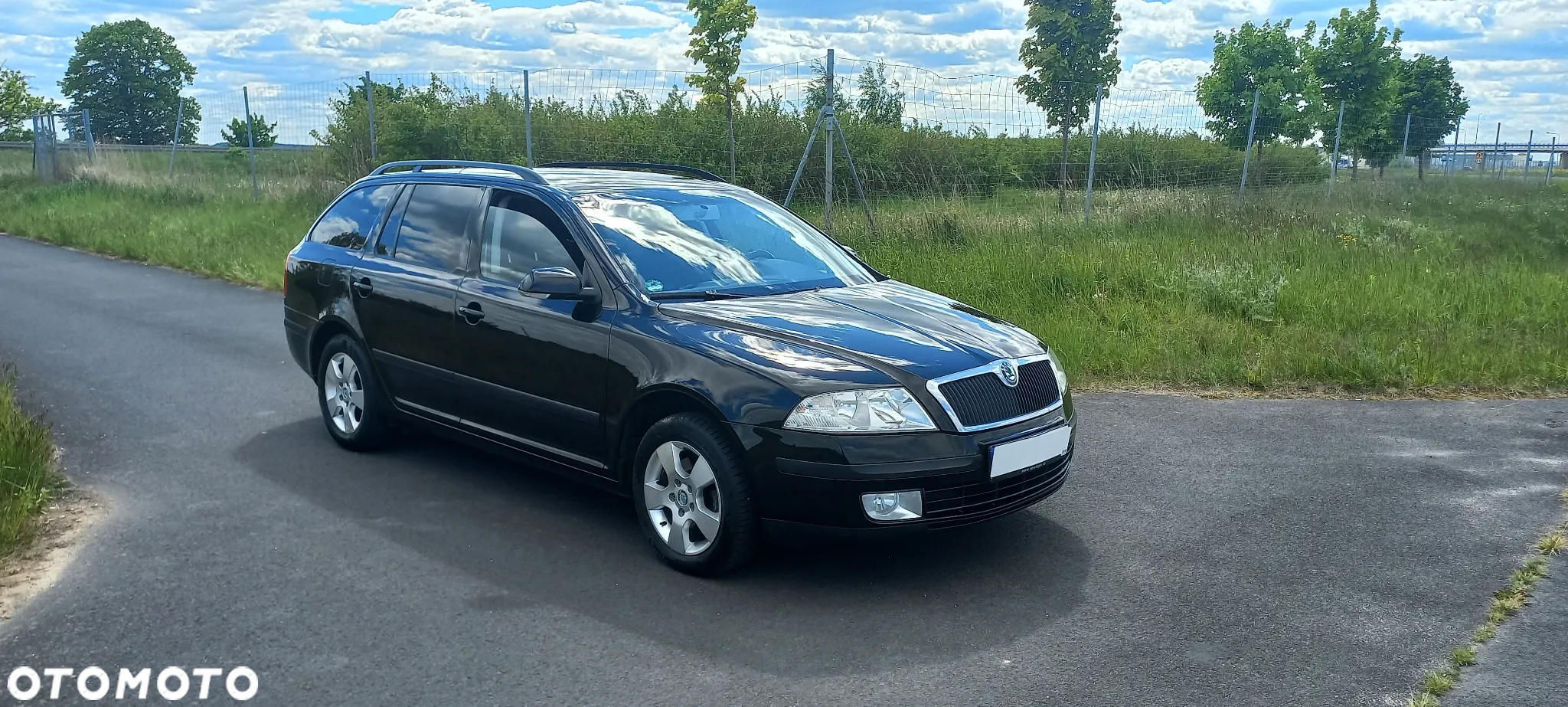 Skoda Octavia 1.6 Ambiente - 12