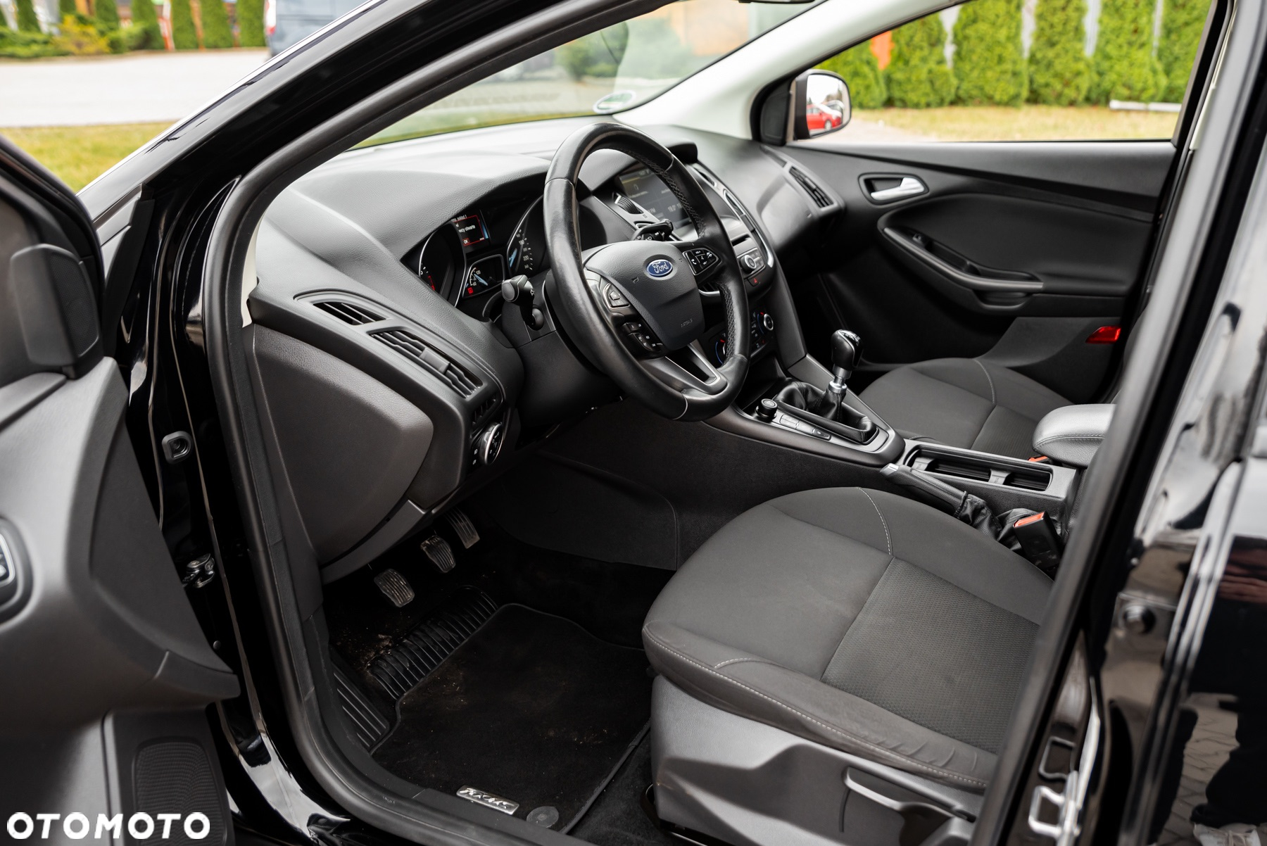 Ford Focus 1.0 EcoBoost Trend - 17