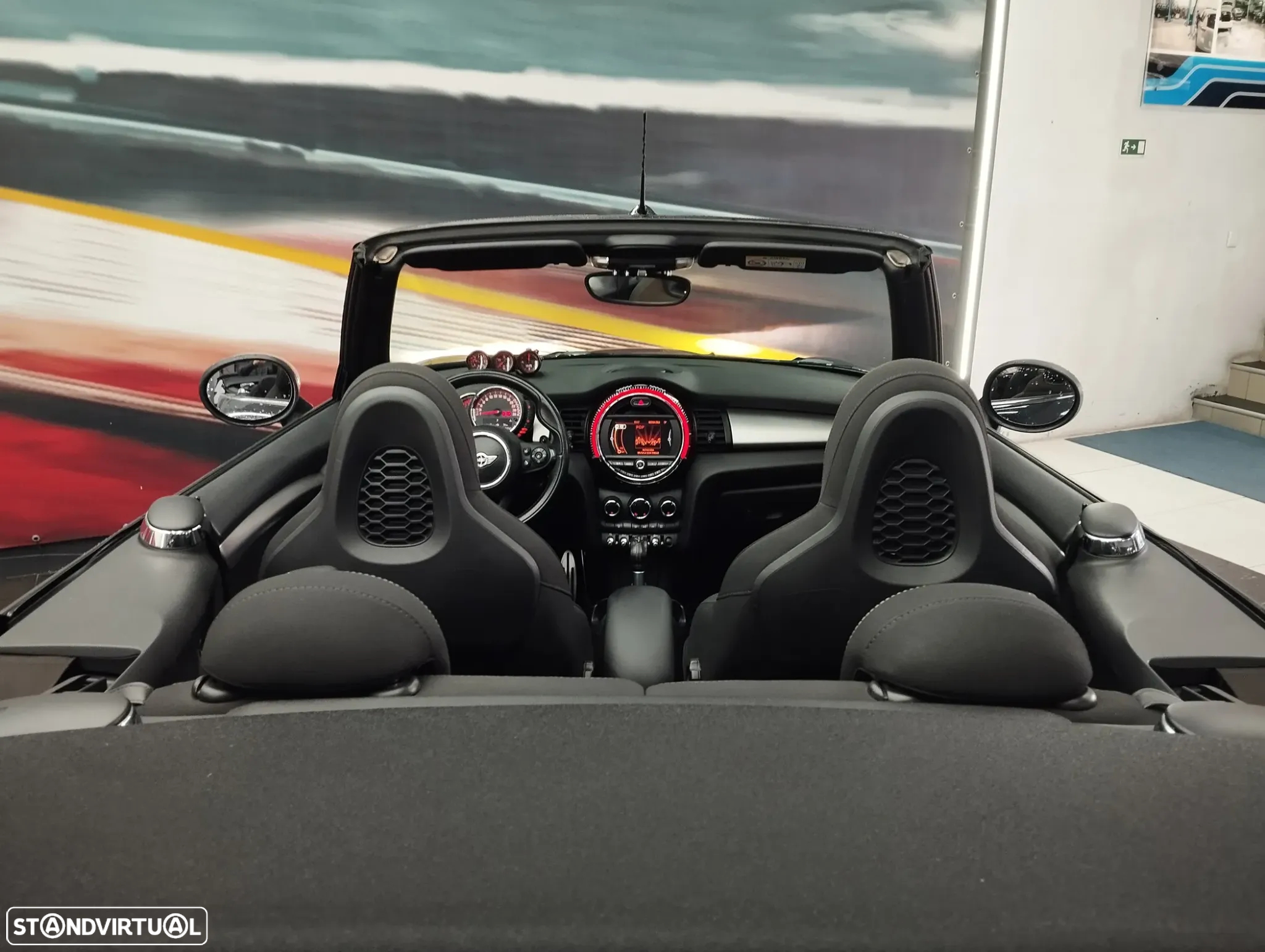 MINI Cabrio John Cooper Works Auto Desportiva - 17