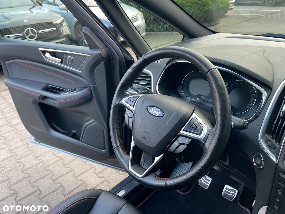 Ford S-Max 2.0 EcoBlue ST-Line - 32