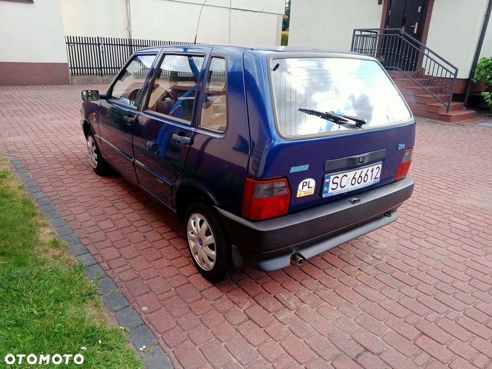 Fiat Uno - 4