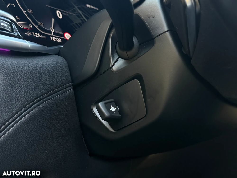 BMW Seria 7 745e - 31