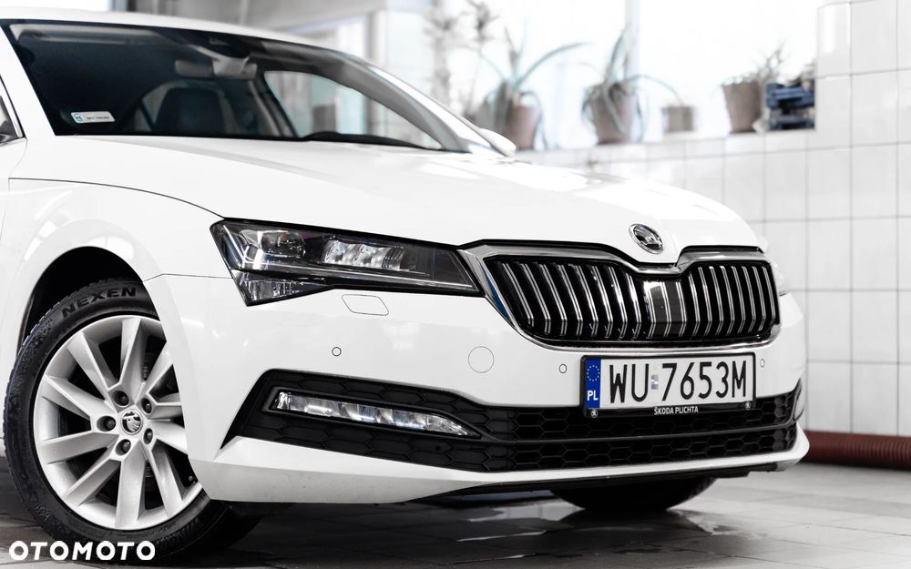 Skoda Superb 2.0 TDI SCR Ambition DSG - 14