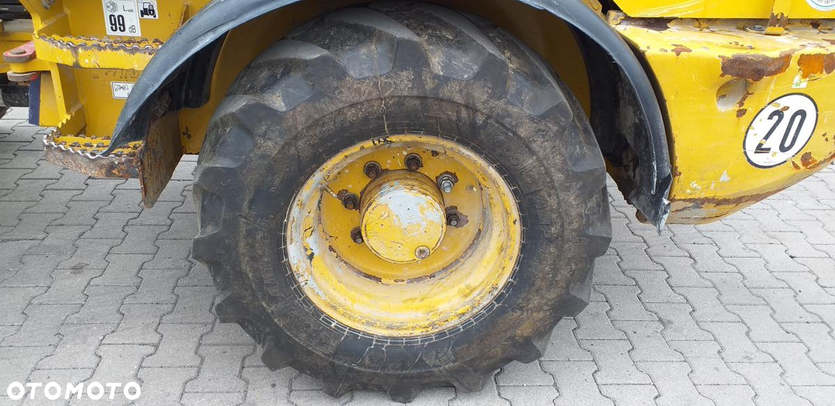 Caterpillar Ładowarka kołowa CATERPILLAR 908 H 2 - 13