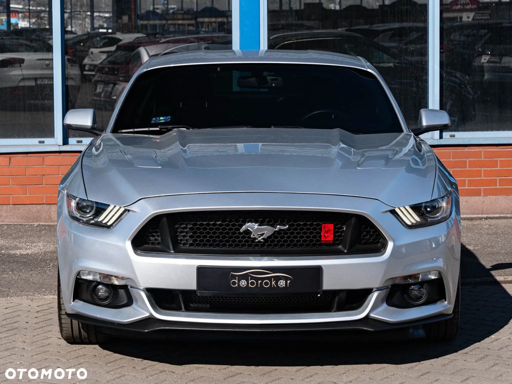 Ford Mustang - 3