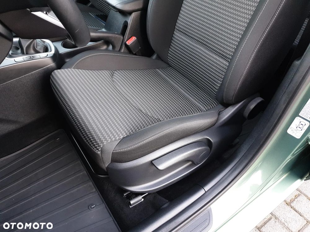 Kia Ceed 1.5 T-GDI M - 12