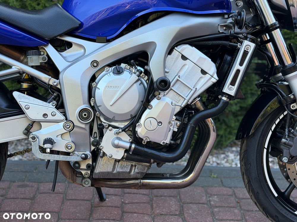 Yamaha FZ6 - 13