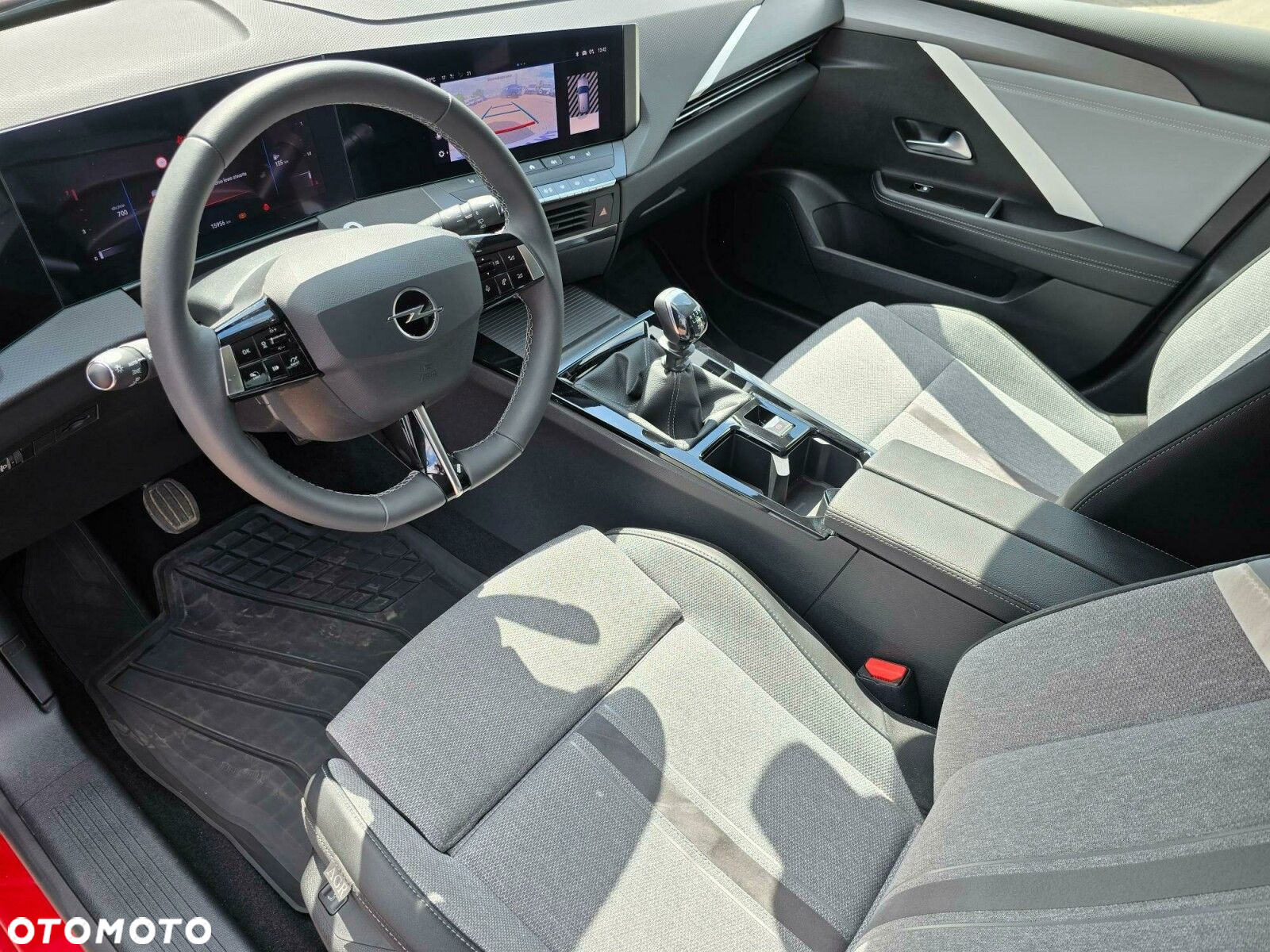 Opel Astra VI 1.2 T Elegance S&S - 12
