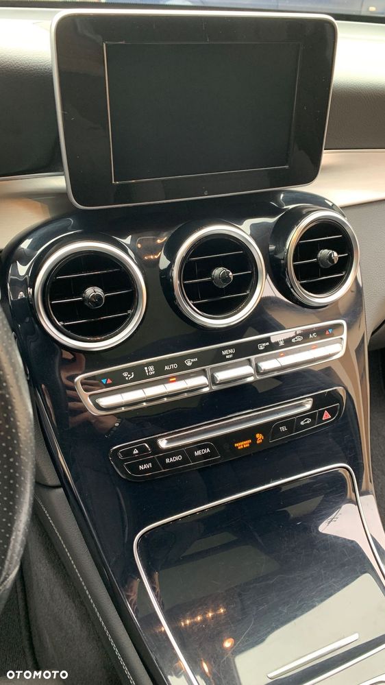 Mercedes-Benz GLC - 11