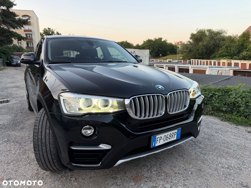 BMW X4 xDrive20d xLine - 22