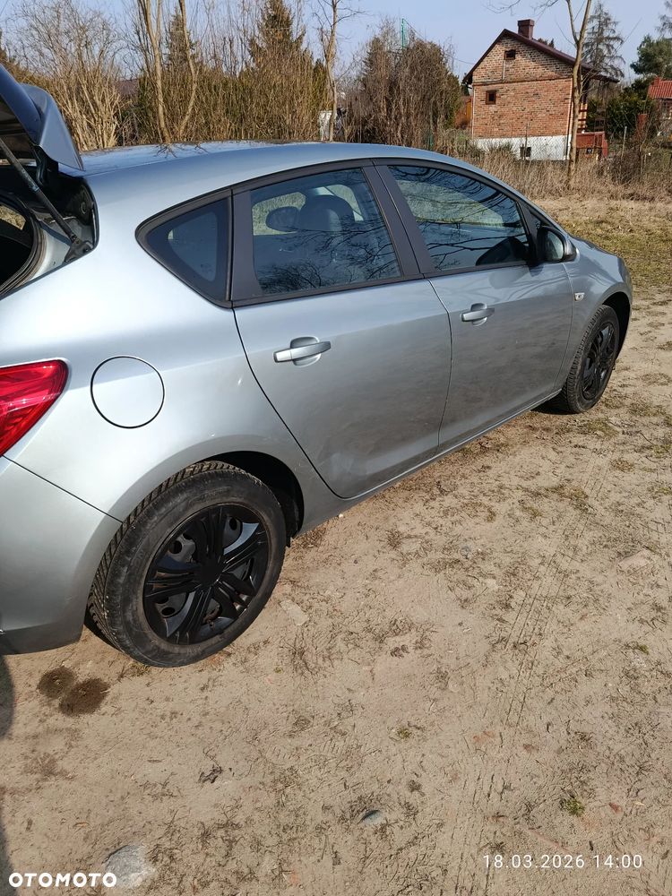 Opel Astra 1.4 Turbo - 7