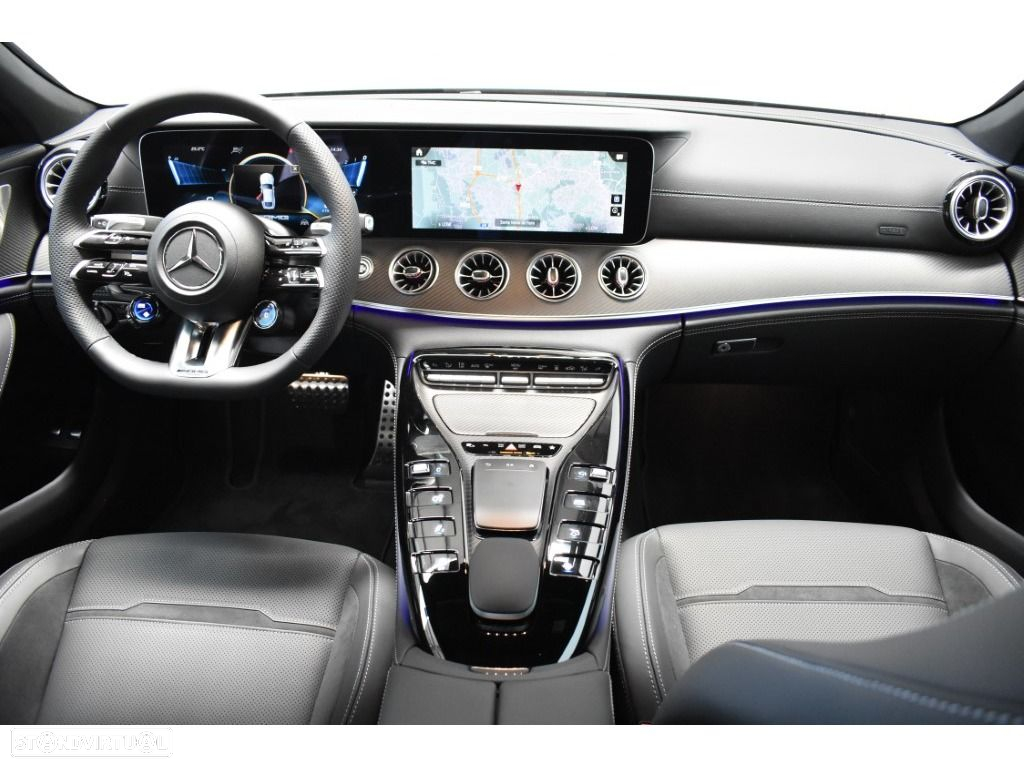 Mercedes-Benz AMG GT - 15