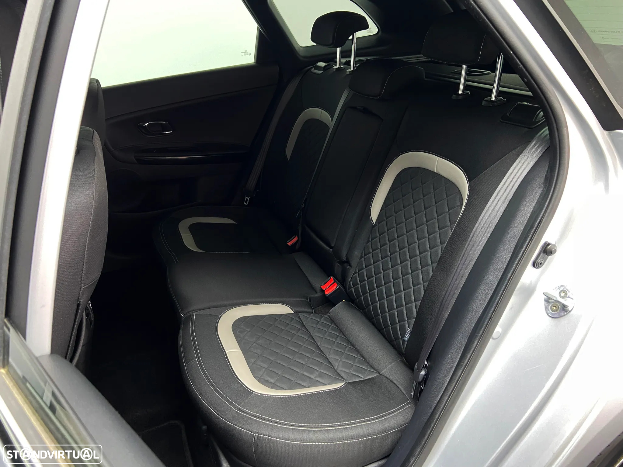 Kia Ceed SW 1.0 T-GDI GT Line - 10