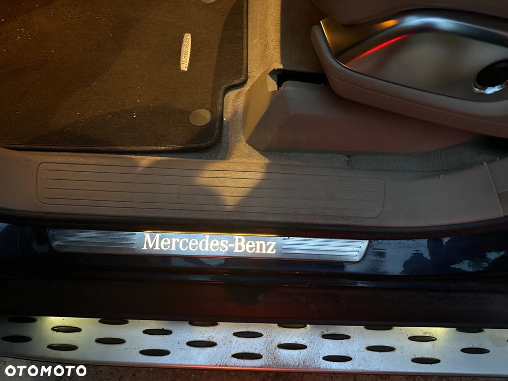 Mercedes-Benz GL 500 4Matic (BlueEFFICIENCY) 7G-TRONIC - 21