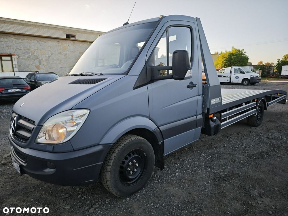 Mercedes-Benz Sprinter - 1