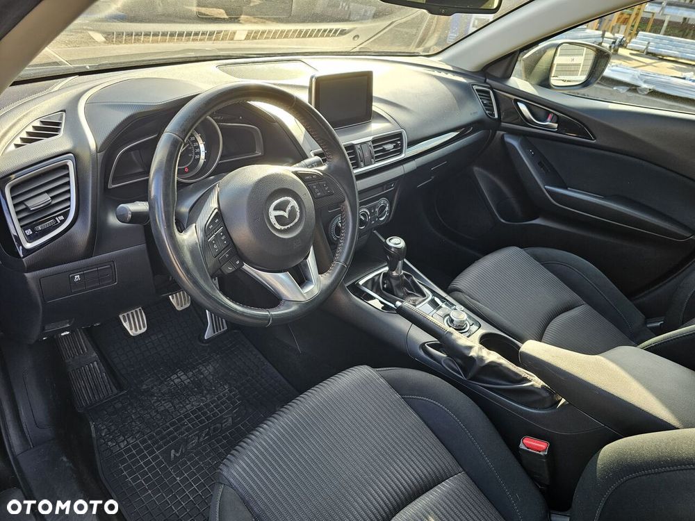 Mazda 3 - 10
