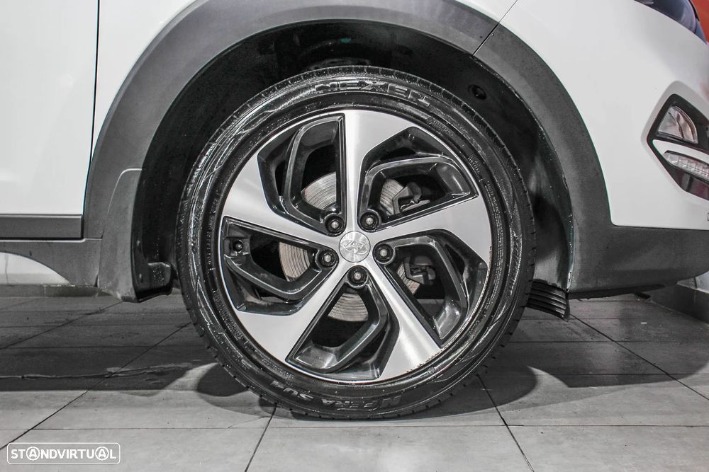 Hyundai Tucson 1.7 CRDi Premium DCT - 15