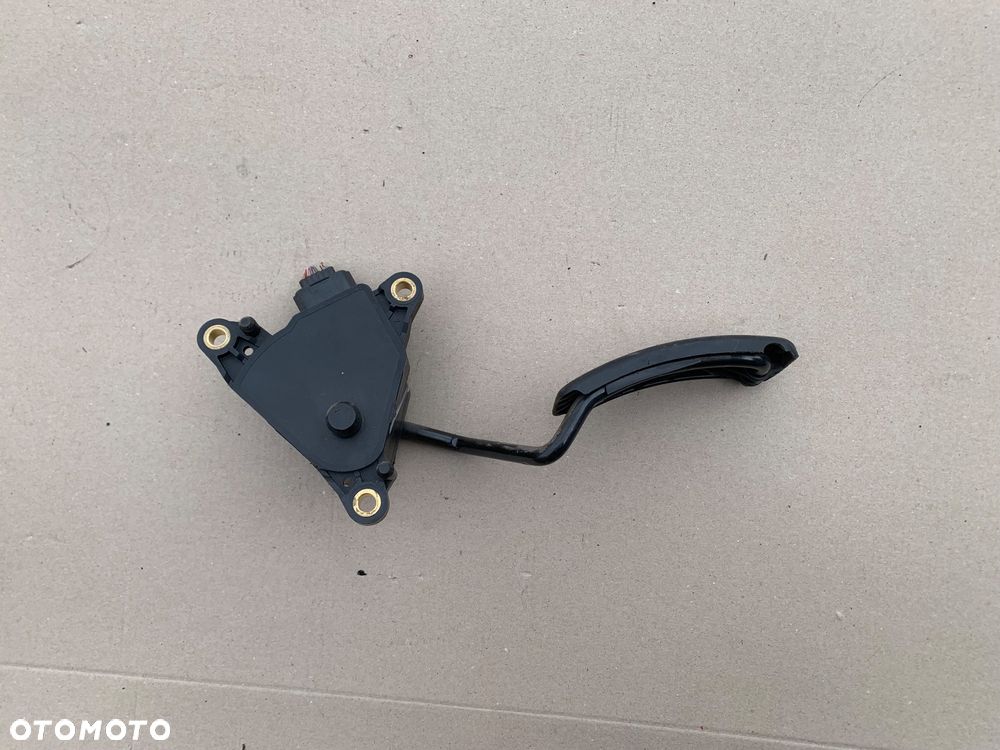 8200159645 potencjometr pedał gazu renault scenic II 2