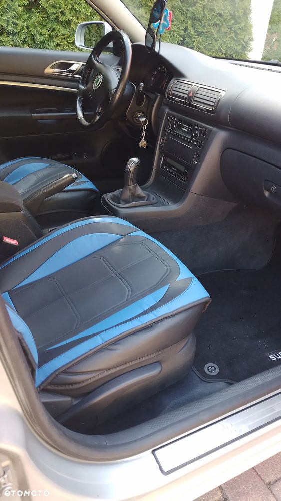 Skoda Superb 2.8 V6 Classic - 3