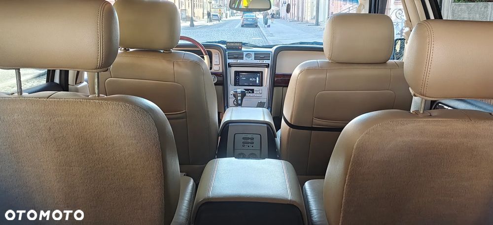 Lincoln Navigator 5.4 4WD - 12