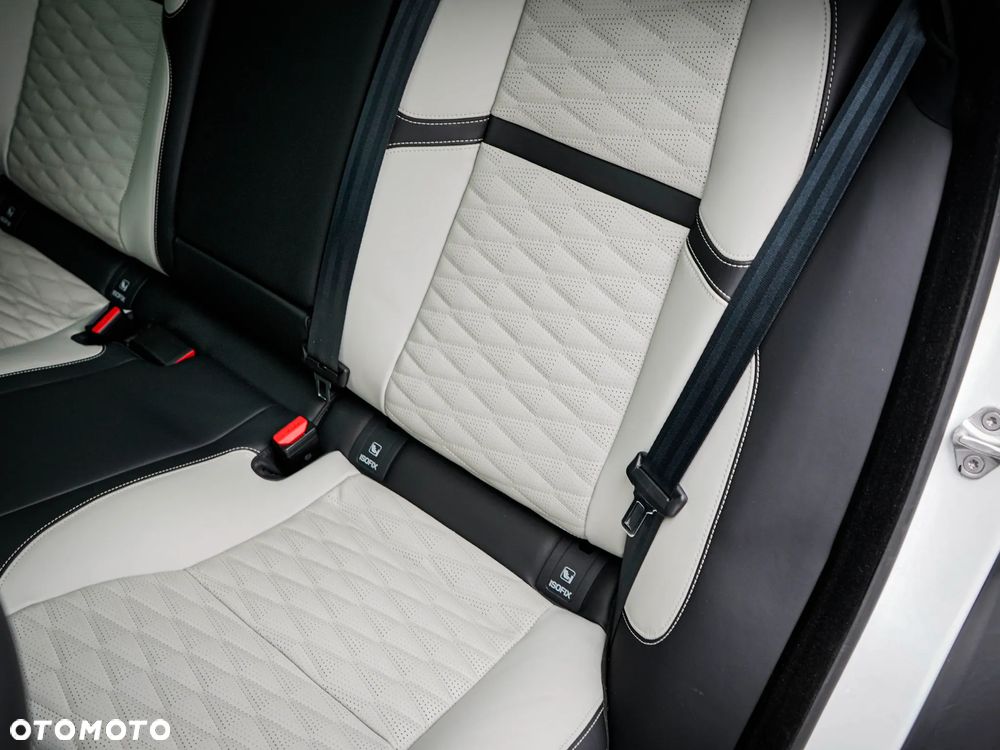 Land Rover Range Rover Velar - 32