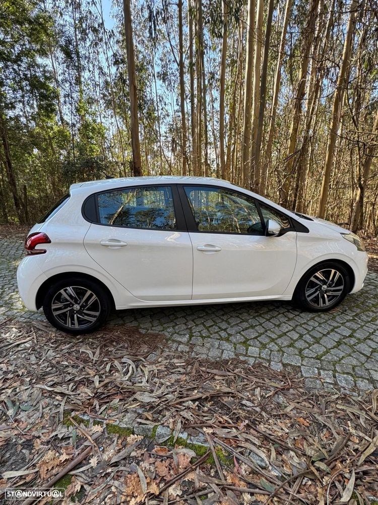 Peugeot 208 1.5 BlueHDi Active - 12