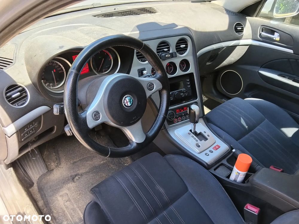 Alfa Romeo 159 1.9JTDM Q-Distinctive - 6