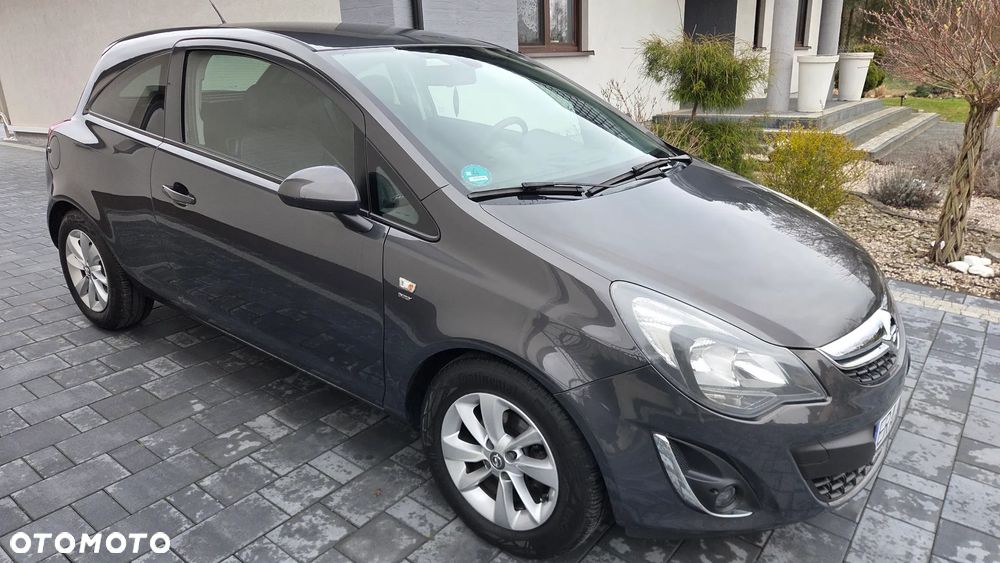 Opel Corsa 1.4 16V Energy - 11