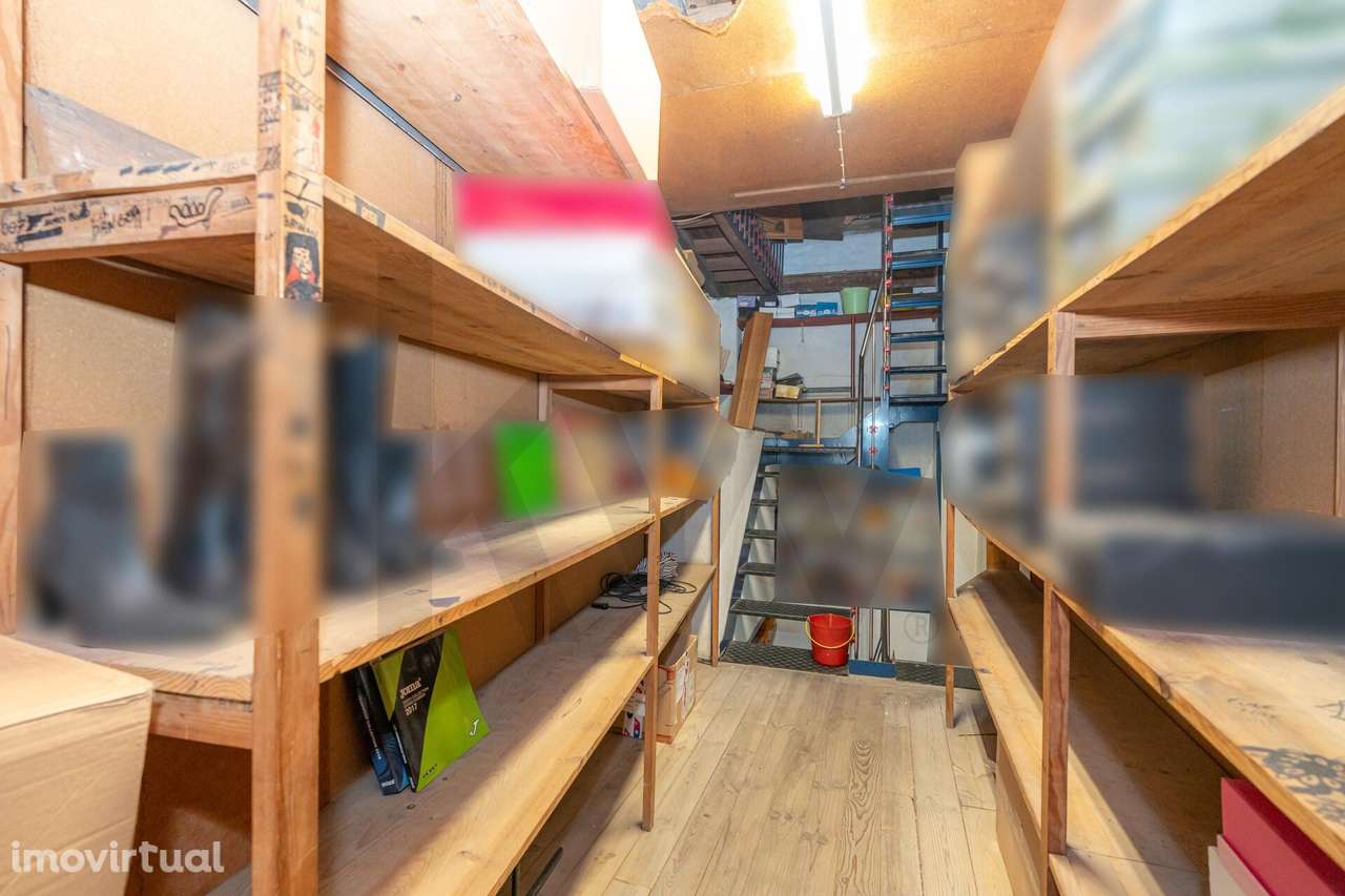 Prédio na Baixa de Coimbra para 4 fracções - Grande imagem: 5/20