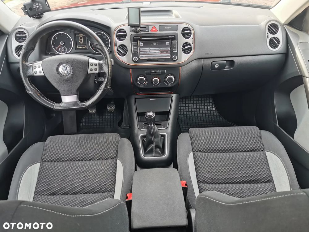 Volkswagen Tiguan 2.0 TDI DPF Trend & Fun - 23