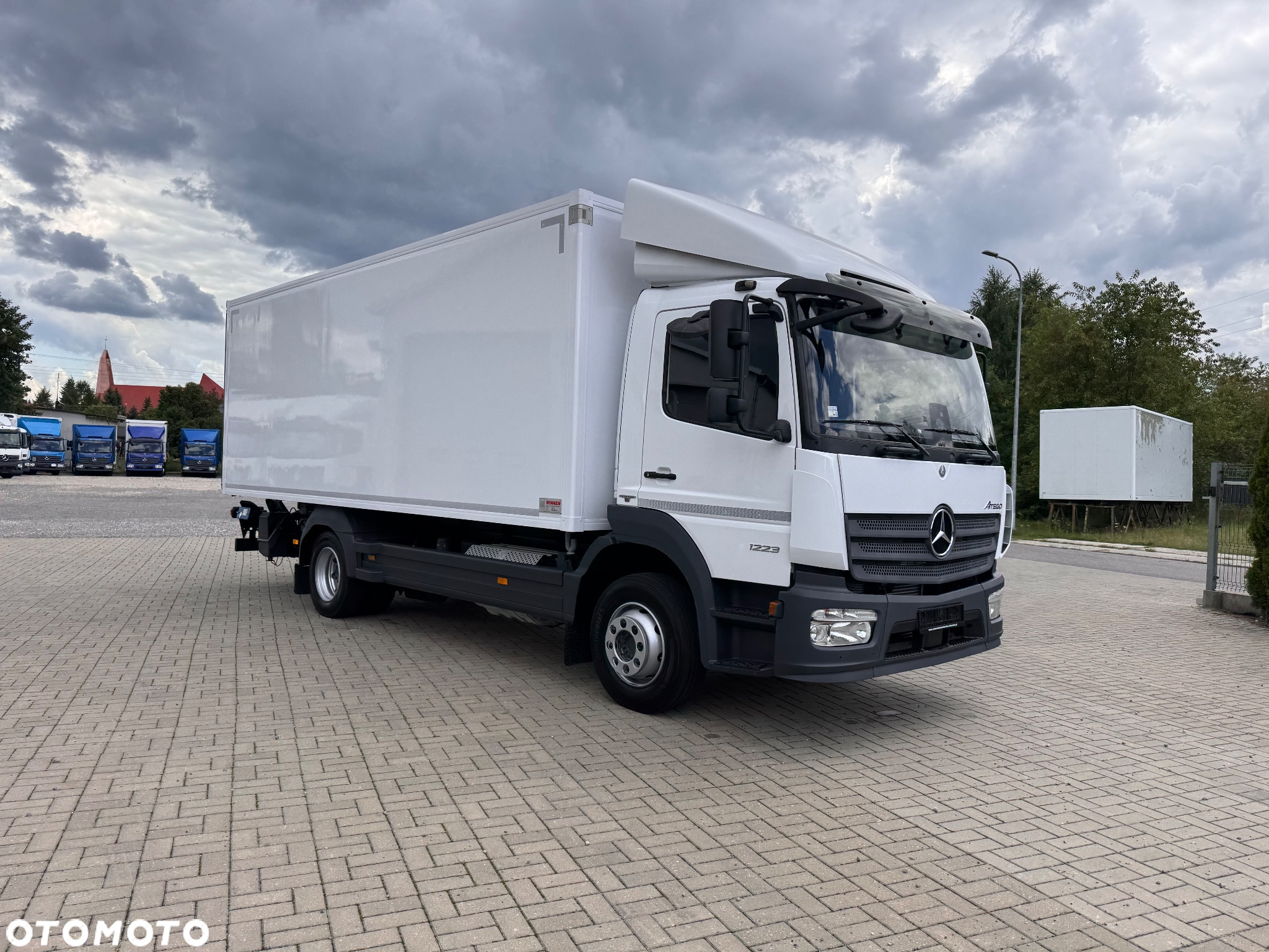 Mercedes-Benz ATEGO - 3