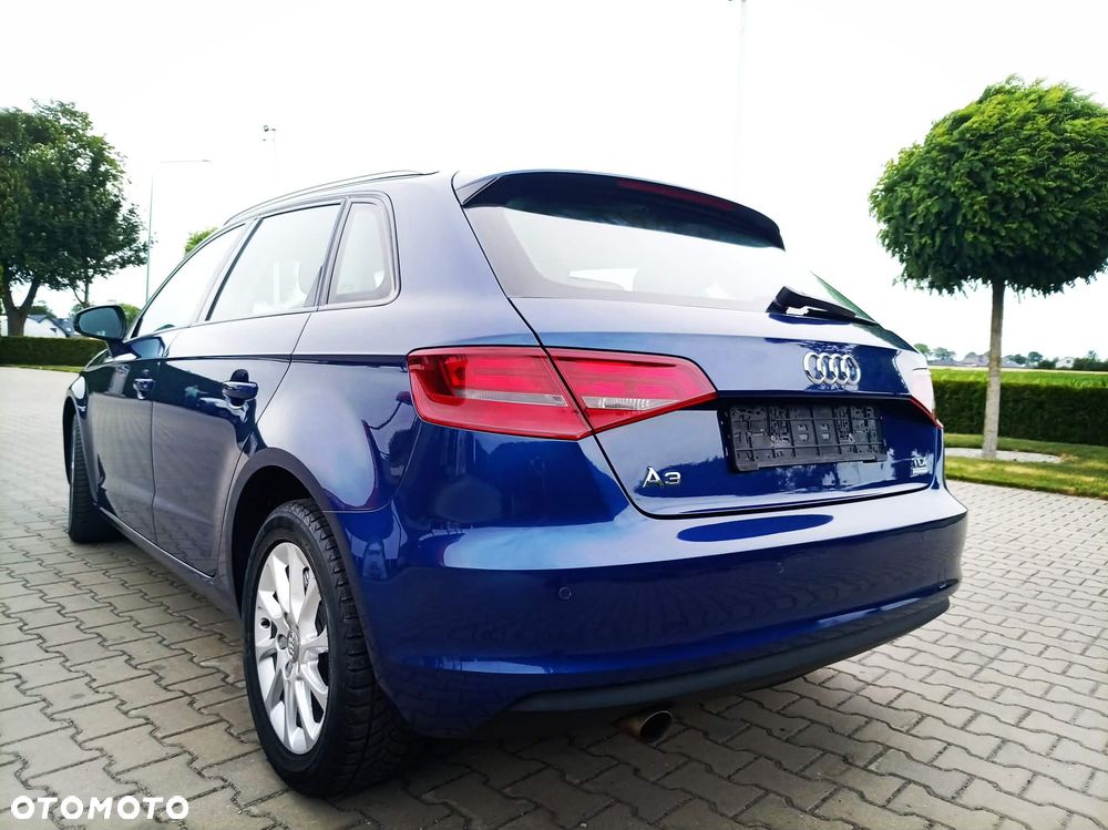 Audi A3 Sportback - 14