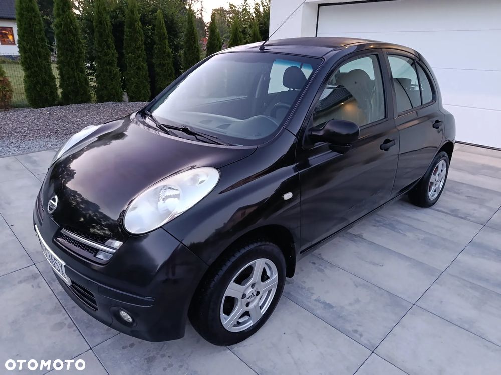 Nissan Micra - 1