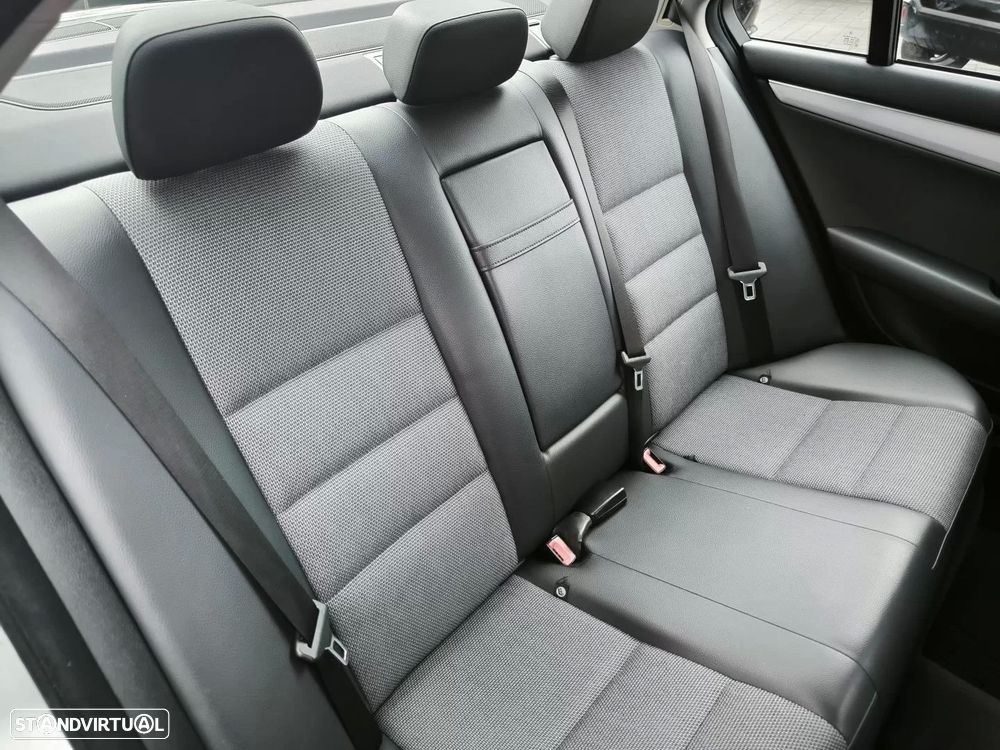 Mercedes-Benz C 220 CDI Avantgarde BE Aut. - 22