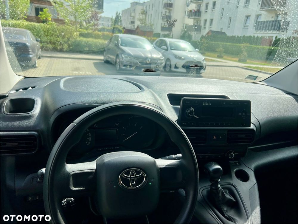 Toyota Proace City - 17