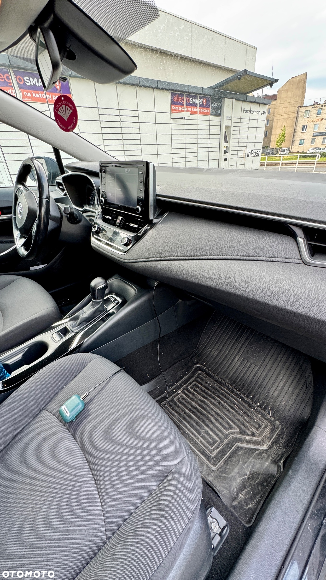 Toyota Corolla 1.8 Hybrid Active - 11
