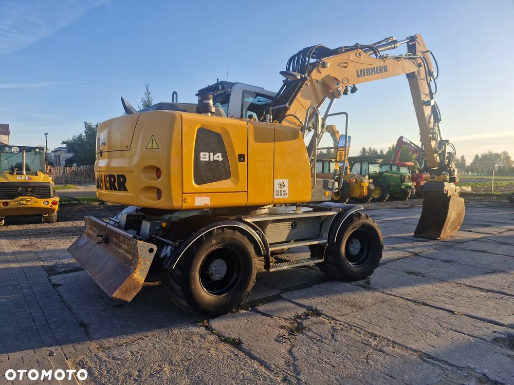 Liebherr 914