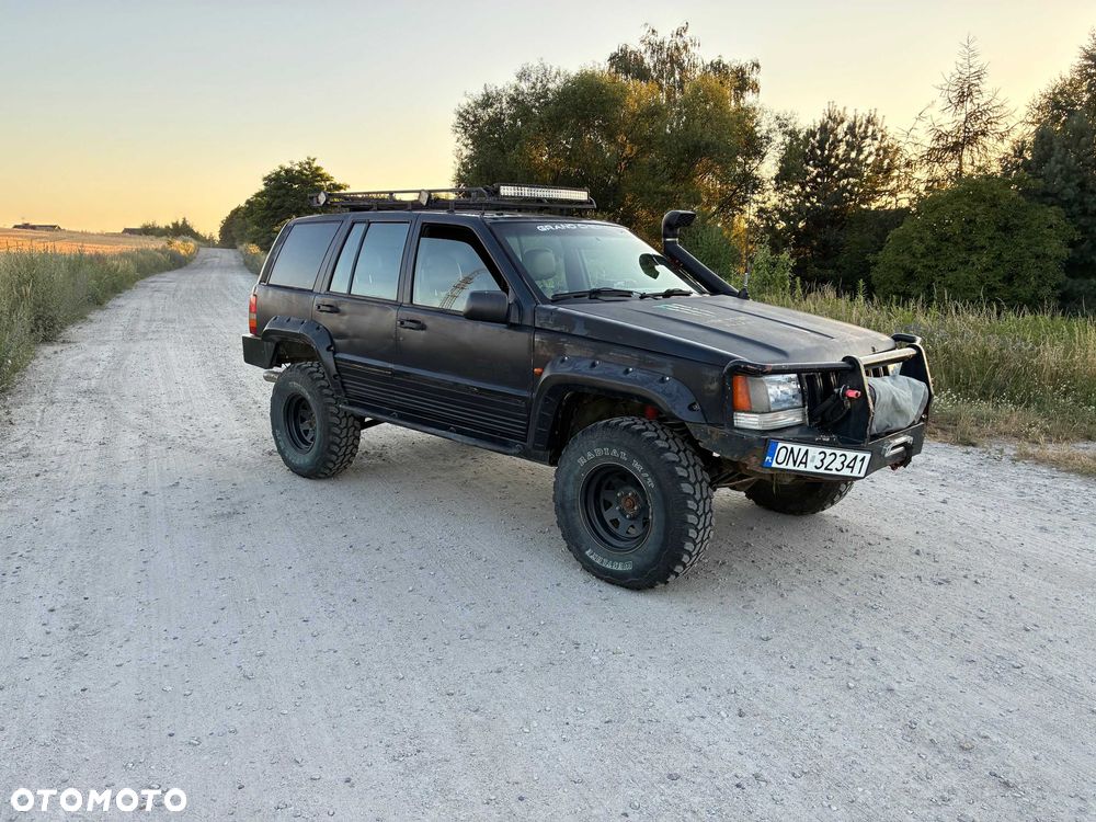 Jeep Grand Cherokee - 2