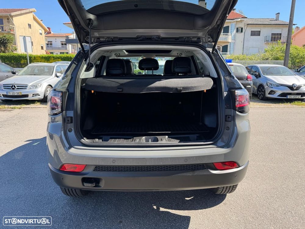 Jeep Compass 1.3 TG Trailhawk - 17