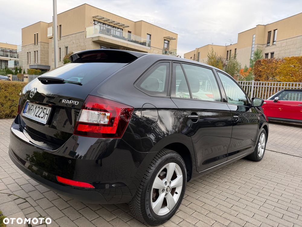 Skoda RAPID 1.4 TSI Ambition Max DSG - 11