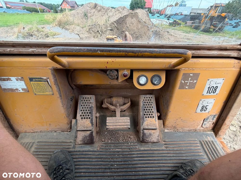 Caterpillar 953 - 16