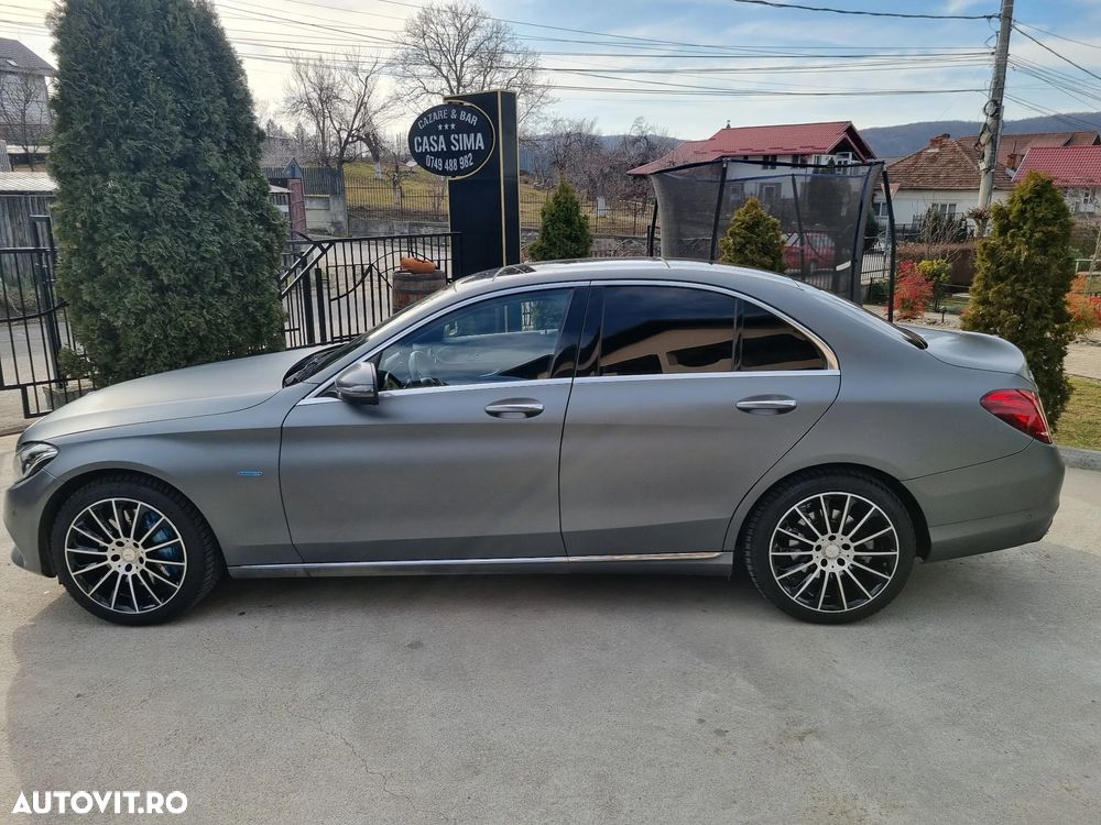 Mercedes-Benz C - 3