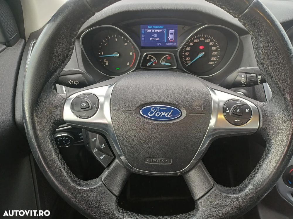 Ford Focus 1.6 TDCi ECOnetic 88g Start-Stopp-System Trend - 19