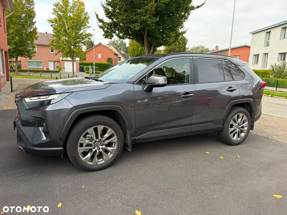 Toyota RAV4 - 2