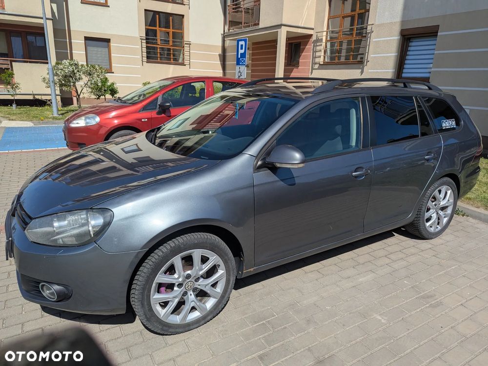 Volkswagen Golf 1.6 TDI DPF Comfortline - 6