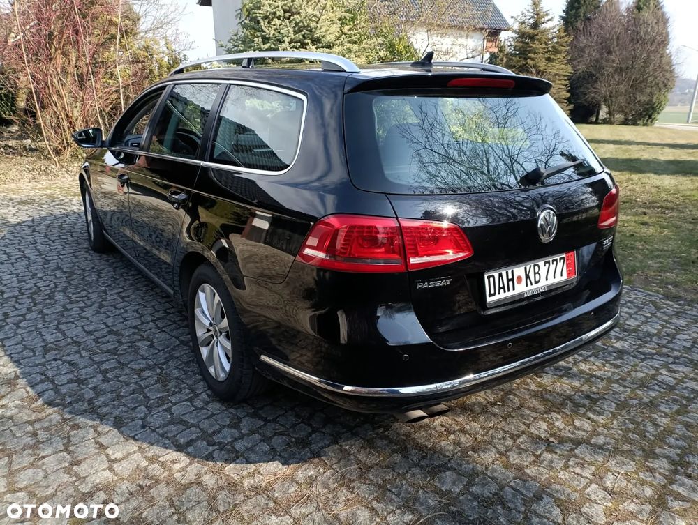 Volkswagen Passat Variant 2.0 TDI BlueMotion Technology Comfortline - 24
