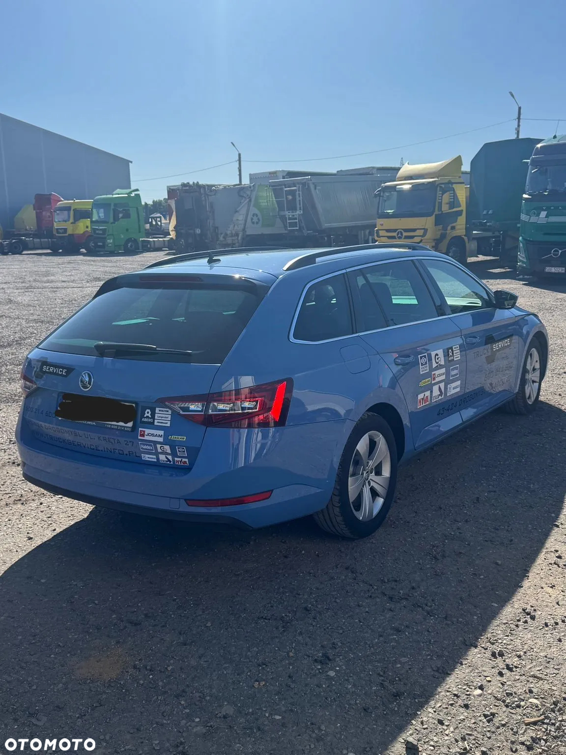 Skoda Superb Combi 2.0 TDI DSG Ambition - 5